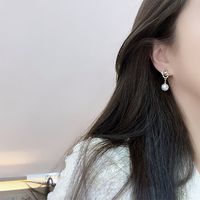 1 Pair Elegant Korean Style Flower Inlay Imitation Pearl Alloy Artificial Rhinestones Gold Plated Drop Earrings main image 2