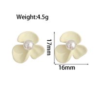 1 Pair Elegant Flower Inlay Alloy Artificial Pearls Ear Studs sku image 1