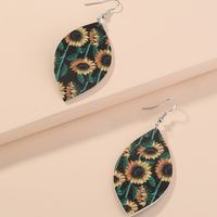 1 Pair Retro Sunflower Fruit Pu Leather Drop Earrings main image 3