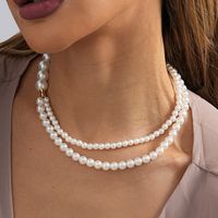 Vintage Style Lady Round Imitation Pearl Beaded Women's Layered Necklaces main image 3