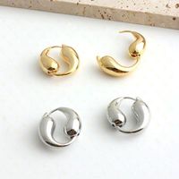 1 Pair Simple Style Water Droplets Solid Color Plating Copper 18k Gold Plated Hoop Earrings main image 3