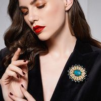 Vintage Style Geometric Sun Alloy Plating Unisex Brooches main image 2