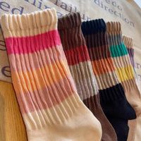 Frau Lässig Einfacher Stil Farbblock Baumwolle Crew Socken Ein Paar main image 1