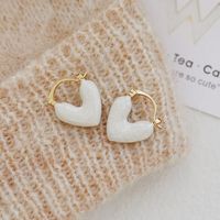 Wholesale Jewelry Vintage Style Heart Shape Alloy Gold Plated Plating Hoop Earrings sku image 2