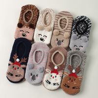Women's Japanese Style Animal Cartoon Acetate Fibre Coral Fleece Ankle Socks A Pair main image 1