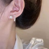 1 Paire Mignon Sucré Fleur Placage Incruster Alliage Perles Artificielles Plaqué Or Boucles D'oreilles main image 5