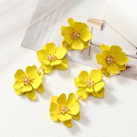 1 Pair Simple Style Classic Style Flower Plating Alloy Gold Plated Drop Earrings main image 4