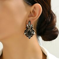 1 Pair Elegant Luxurious Lady Geometric Plating Inlay Zinc Alloy Rhinestones Ear Studs main image 5