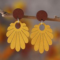1 Pair Retro Flower Printing Wood Drop Earrings sku image 1