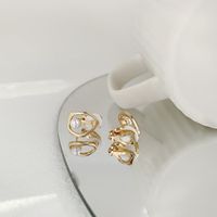 1 Pair Simple Style Classic Style Round Plating Inlay Alloy Pearl Gold Plated Ear Studs sku image 2
