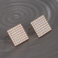 1 Pair Elegant Xuping Sweet Square Flower Plating Inlay Copper Alloy Artificial Gemstones 18k Gold Plated Ear Studs main image 4