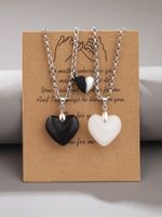 Simple Style Commute Heart Shape Gem Chain Unisex Necklace main image 1