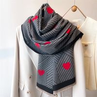 Women's Sweet Streetwear Heart Shape Imitation Cashmere Printing Scarf main image 4