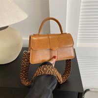 Women's Pu Leather Solid Color Elegant Square Magnetic Buckle Handbag main image 5