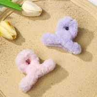 Cute Solid Color Solid Color Plastic Flannel Criss Cross Plush Hair Claws main image 2