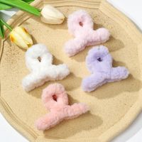 Cute Solid Color Solid Color Plastic Flannel Criss Cross Plush Hair Claws sku image 1