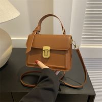 Women's Pu Leather Solid Color Streetwear Square Magnetic Buckle Handbag main image 2