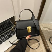 Women's Pu Leather Solid Color Streetwear Square Magnetic Buckle Handbag main image 4