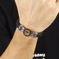 Hip Hop Rétro Bloc De Couleur Acier Inoxydable Faux Cuir Hommes Bracelet main image 3