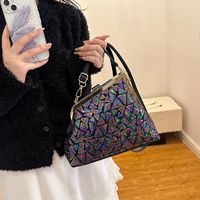 Women's Pu Leather Color Block Classic Style Streetwear Sequins Square Lock Clasp Shoulder Bag Square Bag main image 5