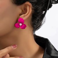 1 Pair Sweet Korean Style Pearl Flower Stoving Varnish Iron Pearl Drop Earrings main image 3