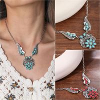 Casual Retro Butterfly Alloy Plating Women's Pendant Necklace main image 1