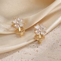 1 Pair Casual Elegant Commute Square Flower Plating Inlay Stainless Steel Copper Zircon 18k Gold Plated White Gold Plated Earrings Ear Studs main image 4