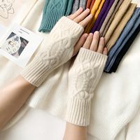 Unisex Sweet Simple Style Solid Color Gloves 1 Pair sku image 3