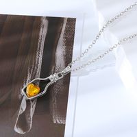 Simple Style Heart Shape Bottle Alloy Plating Inlay Artificial Crystal Women's Pendant Necklace sku image 5
