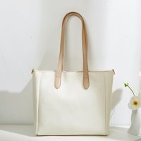 Women's Small Pu Leather Solid Color Streetwear Square Zipper Tote Bag main image 4