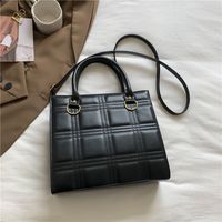 Women's Medium Pu Leather Solid Color Vintage Style Square Zipper Tote Bag sku image 1