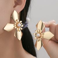 1 Pair Lady Flower Plating Metal Drop Earrings main image 1