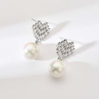 1 Pair Cute Sweet Korean Style Heart Shape Plating Inlay Copper Pearl Zircon White Gold Plated Drop Earrings main image 5