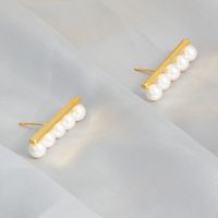 1 Pair Luxurious Sexy Solid Color Plating Inlay Copper Artificial Pearls 18k Gold Plated Ear Studs main image 4