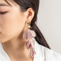 1 Pair Elegant Streetwear Flower Plating Alloy Polyester Gold Plated Drop Earrings main image 8