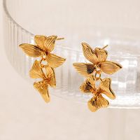 1 Pair Elegant Retro Flower Copper Gold Plated Drop Earrings main image 1