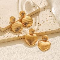 1 Pair Elegant Retro Heart Shape Copper Drop Earrings main image 1