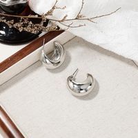1 Pair Simple Style Classic Style C Shape Alloy Earrings main image 2