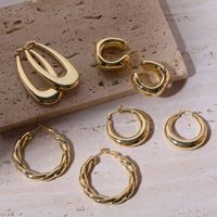 1 Pair Simple Style Round Plating 201 Stainless Steel 304 Stainless Steel Gold Plated Earrings main image 1