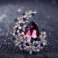 Lady Moon Alloy Inlay Artificial Gemstones Women's Brooches main image 1