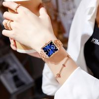 Casual Star Moon Double Side Snaps Quartz Women's Watches main image 5