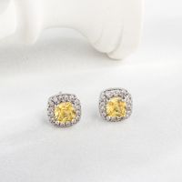 1 Par Estilo Simple Cuadrado Embutido Cobre Cristal Diamantes De Imitación Pendientes sku image 1