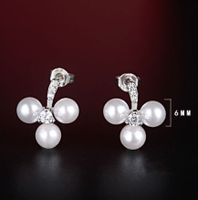 1 Pair Simple Style Round Plating Inlay Copper Artificial Pearls Zircon White Gold Plated Ear Studs main image 2