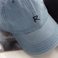 Women's Simple Style Commute Solid Color Flat Eaves Baseball Cap main image 2