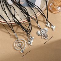 Retro Round Alloy Plating Silver Plated Women's Pendant Necklace main image 8
