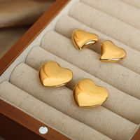 1 Pair Casual Elegant Simple Style Heart Shape Plating Titanium Steel 18k Gold Plated Ear Studs main image 9