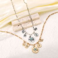 Vintage Style Vacation Star Moon Alloy Natural Stone Women's Pendant Necklace main image 5