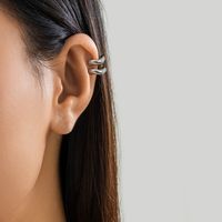 1 Paar Einfacher Stil C-form Überzug Legierung Ohrringe main image 6