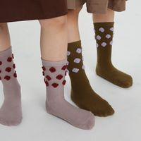 Girl's Cute Polka Dots Cotton Jacquard Crew Socks 1 Piece main image 3