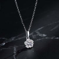 Shiny Flower Copper Alloy Plating Inlay Zircon Gold Plated Women's Pendant Necklace main image 3